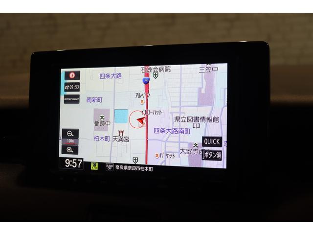 ヴェゼル ｅ：ＨＥＶＺ　衝突被害軽減システム　純正メモリーナビ　アダプティブクルーズ　電動リアゲート　ＡＷ　ＥＴＣ　フルセグＴＶ　Ｂカメラ　　クリアランスソナー　ＬＥＤヘッドライト　スマートキー　ＣＤ　サイドエアバッグ　追従（5枚目）