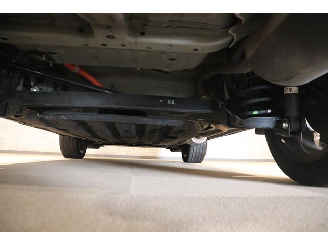 ヴェゼル ｅ：ＨＥＶＺ　衝突被害軽減システム　純正メモリーナビ　アダプティブクルーズ　電動リアゲート　ＡＷ　ＥＴＣ　フルセグＴＶ　Ｂカメラ　　クリアランスソナー　ＬＥＤヘッドライト　スマートキー　ＣＤ　サイドエアバッグ　追従（34枚目）