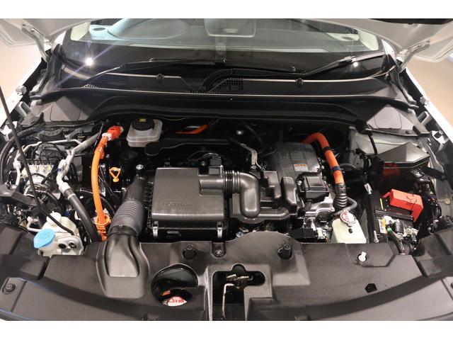 ヴェゼル ｅ：ＨＥＶＺ　衝突被害軽減システム　純正メモリーナビ　アダプティブクルーズ　電動リアゲート　ＡＷ　ＥＴＣ　フルセグＴＶ　Ｂカメラ　　クリアランスソナー　ＬＥＤヘッドライト　スマートキー　ＣＤ　サイドエアバッグ　追従（39枚目）