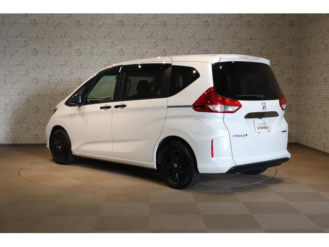 フリード＋ハイブリッド ハイブリッドＧブラックスタイル　衝突被害軽減システム　純正メモリーナビ　５人乗　アダプティブクルーズ　Ｂカメラ　ＡＷ　ＥＴＣ　両側電動スライドドア　フルセグＴＶ　ＬＥＤヘッドライト　ＵＳＢ入力端子　Ｂｌｕｅｔｏｏｔｈ接続　ＤＶＤ再生（23枚目）