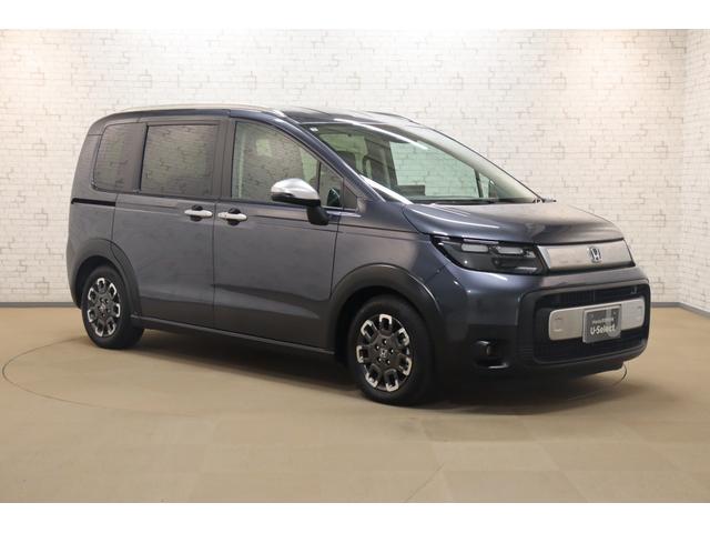 フリード ｅ：ＨＥＶクロスター　衝突被害軽減システム　純正メモリーナビ　５人乗　アダプティブクルーズ　ＥＴＣ　ＡＷ　両側電動スライドドア　Ｂカメラ　フルセグＴＶ　ＬＥＤヘッドライト　ＵＳＢ入力端子　Ｂｌｕｅｔｏｏｔｈ接続　ＤＶＤ再生（25枚目）