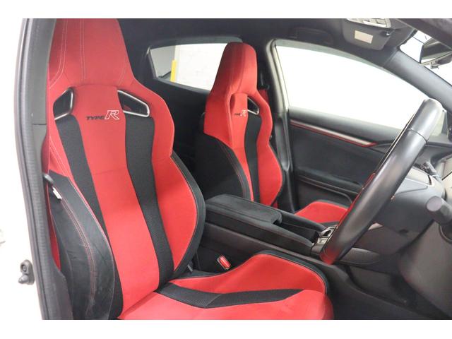 シビック タイプＲ　衝突被害軽減システム　純正メモリーナビ　６ＭＴ　Ｂカメラ　ドライブレコーダー　ＥＴＣ　ＡＷ　クルーズコントロール　ＬＥＤヘッドライト　ＤＶＤ再生　ＵＳＢ入力端子　Ｂｌｕｅｔｏｏｔｈ接続　ＣＤ　ＡＢＳ（15枚目）