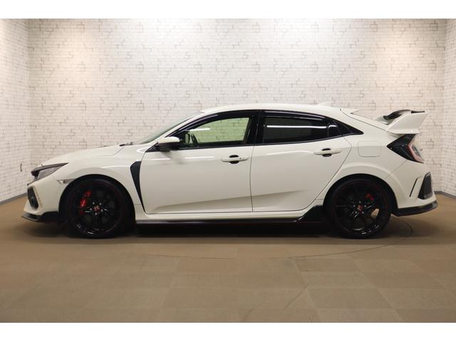 シビック タイプＲ　衝突被害軽減システム　純正メモリーナビ　６ＭＴ　Ｂカメラ　ドライブレコーダー　ＥＴＣ　ＡＷ　クルーズコントロール　ＬＥＤヘッドライト　ＤＶＤ再生　ＵＳＢ入力端子　Ｂｌｕｅｔｏｏｔｈ接続　ＣＤ　ＡＢＳ（25枚目）