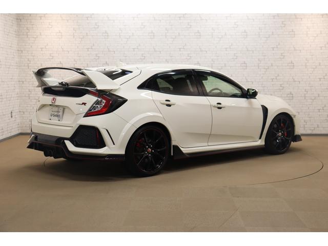 シビック タイプＲ　衝突被害軽減システム　純正メモリーナビ　６ＭＴ　Ｂカメラ　ドライブレコーダー　ＥＴＣ　ＡＷ　クルーズコントロール　ＬＥＤヘッドライト　ＤＶＤ再生　ＵＳＢ入力端子　Ｂｌｕｅｔｏｏｔｈ接続　ＣＤ　ＡＢＳ（28枚目）