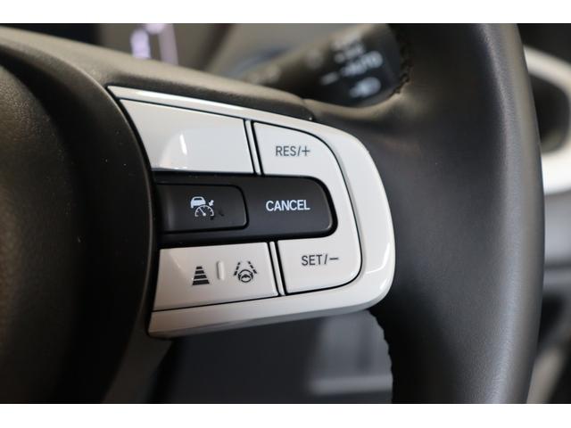 フィット e:HEVホーム 衝突被害軽減システム 純正メモリーナビ アダプティブクルーズ Bカメラ クリアランスソナー ETC フルセグTV LEDヘッドライト USB入力端子 Bluetooth接続 スマートキー ABS(10枚目)