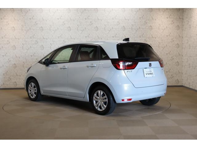 フィット e:HEVホーム 衝突被害軽減システム 純正メモリーナビ アダプティブクルーズ Bカメラ クリアランスソナー ETC フルセグTV LEDヘッドライト USB入力端子 Bluetooth接続 スマートキー ABS(23枚目)