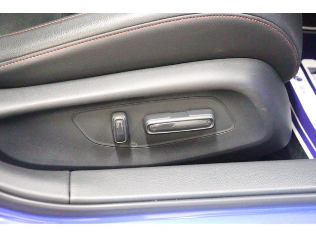 シビック ｅ：ＨＥＶ　衝突被害軽減システム　純正ナビ　クルーズコントロール　レーンアシスト　ＬＥＤ　オートライト　クリアランスソナー　パワーシート　シートヒーター　Ｂｌｕｅｔｏｏｔｈ接続　バックカメラ　ＡＷ　ＥＴＣ２．０（15枚目）