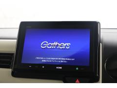 ���ҥ��롼�פˤƥ������ʥ������ƥꥢ���ʥӡ��ѡ��ĥ���ƥꥢ�⥫������ϣˤǤ��������̤��Ԥ����Ƥ���ޤ��� 2