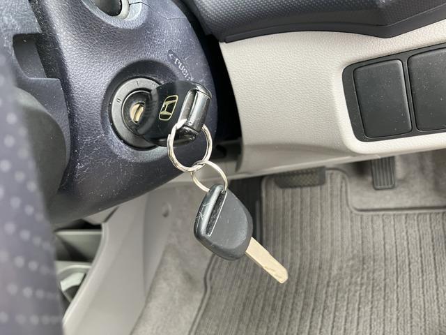 インサイト Ｌ　ＨＤＤナビ　ワンセグ　ＤＶＤ再生　バックカメラ　キーレス　アイドリングストップ　ＨＩＤヘッドライト　アルミホイール　パワーウインドウ　エアコン　ＣａｒｓＯｓａｋａ：Ｊ４０２５（43枚目）