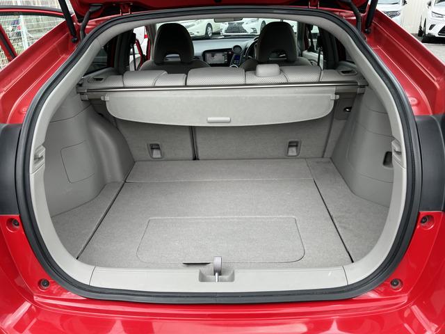 インサイト Ｌ　ＨＤＤナビ　ワンセグ　ＤＶＤ再生　バックカメラ　キーレス　アイドリングストップ　ＨＩＤヘッドライト　アルミホイール　パワーウインドウ　エアコン　ＣａｒｓＯｓａｋａ：Ｊ４０２５（53枚目）