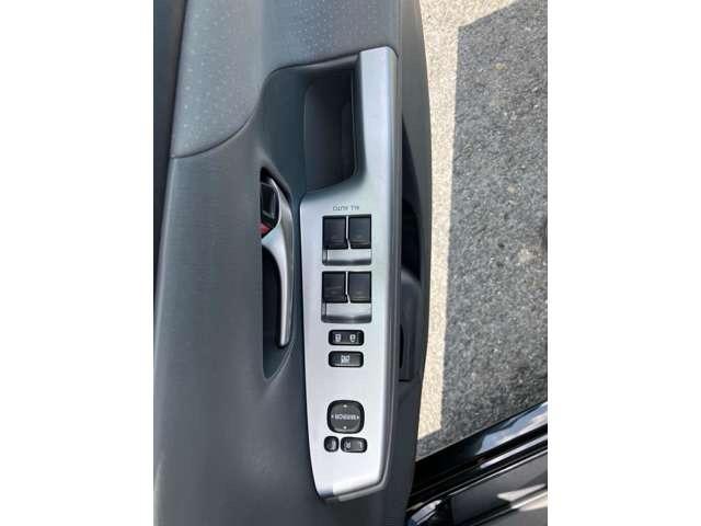 プリウスアルファ 　Ｇ００５８（33枚目）