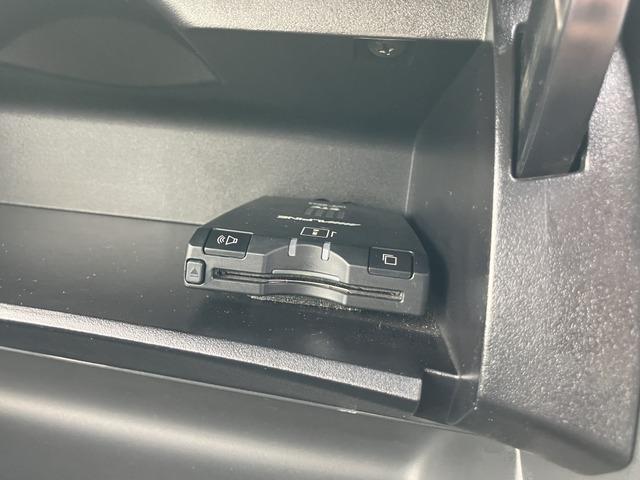 セレナ ハイウェイスター　Ｓ－ハイブリッド　エアロモード　２３７１（8枚目）