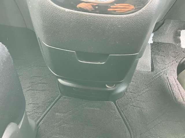 セレナ ハイウェイスター　Ｓ－ハイブリッド　エアロモード　２３７１（49枚目）