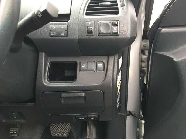 セレナ ハイウェイスター S-ハイブリッド J6524(9枚目)