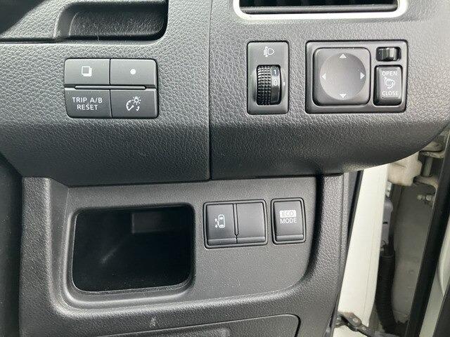 セレナ ハイウェイスター　Ｓ－ハイブリッド　ＣａｒｓＯｓａｋａ：Ｊ６７９４（9枚目）