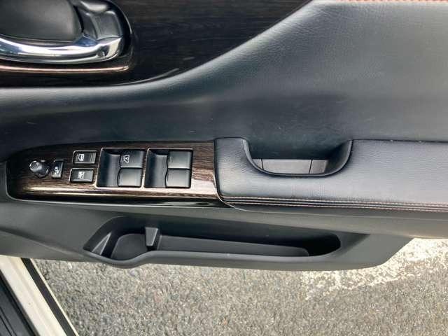 エルグランド ２５０ハイウェイスター　ＣａｒｓＯｓａｋａ：Ｊ１０１０（41枚目）