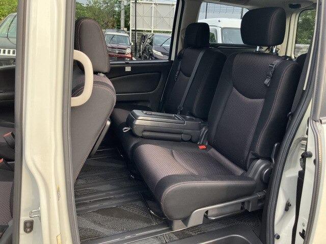 セレナ ハイウェイスター　Ｓ－ハイブリッド　ＣａｒｓＯｓａｋａ：Ｊ５３０２（5枚目）