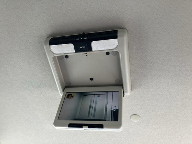 セレナ ハイウェイスター Vセレクション J0437(8枚目)