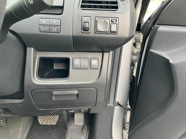 セレナ ライダー　Ｊパッケージ　ＣａｒｓＯｓａｋａ：Ｊ７１００（9枚目）