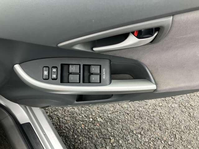 プリウス S J1407(32枚目)