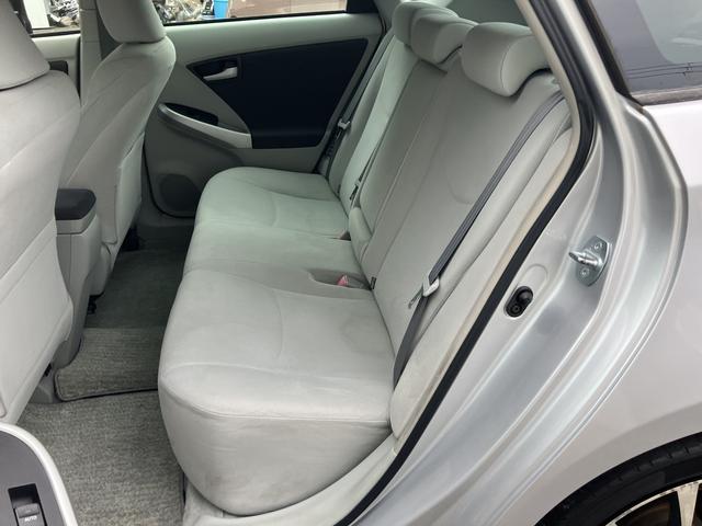 プリウス Sツーリングセレクション K プッシュスタート スマートキー ナビ 125(6枚目)