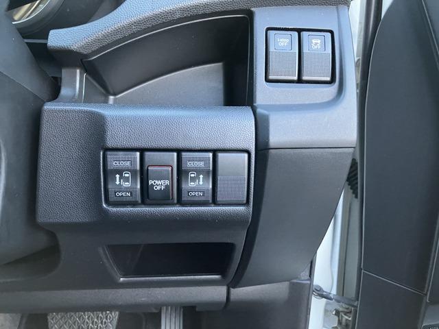 プレマシー ２０Ｓ　Ｋ　右電格不良　スタッドレスタイヤ　４６０（7枚目）