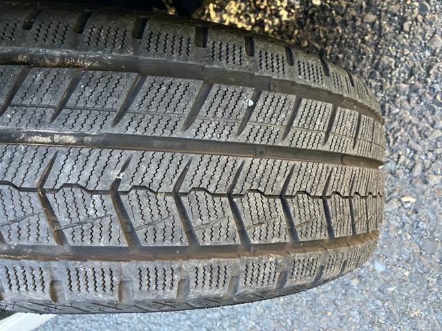 プレマシー ２０Ｓ　Ｋ　右電格不良　スタッドレスタイヤ　４６０（36枚目）