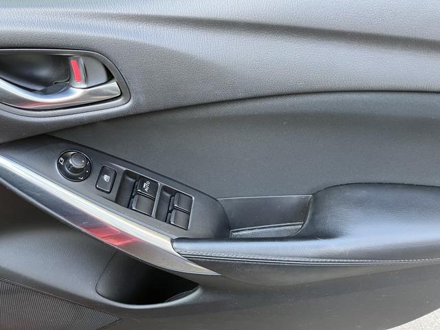 アテンザセダン ＸＤ　５６５　Ｋ　プッシュスタート　スマートキー　ナビ（23枚目）