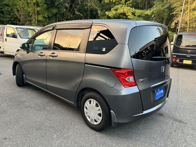 フリード Ｇ　Ｌパッケージ　５５３（8枚目）