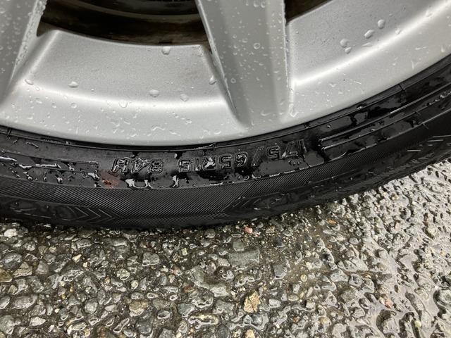 アクア S プッシュスタート スマートキー ナビ 207(31枚目)