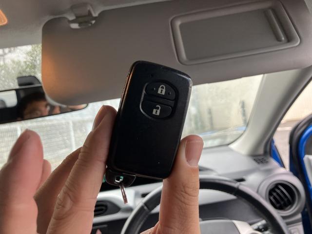 アクア S プッシュスタート スマートキー ナビ 207(43枚目)