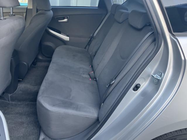 プリウス L スタッドレスタイヤ プッシュスタート 607(5枚目)