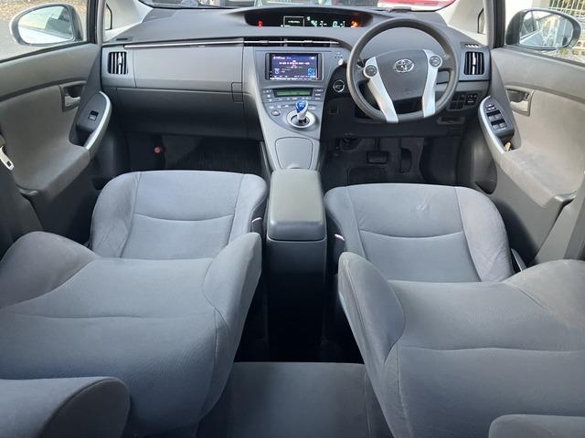 プリウス L スタッドレスタイヤ プッシュスタート 607(6枚目)