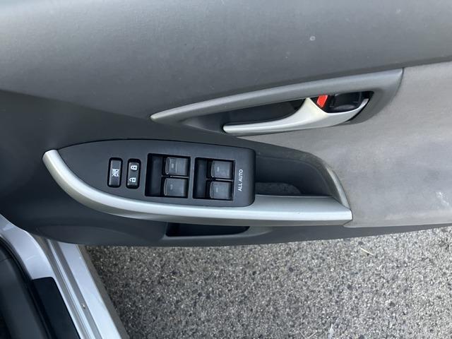 プリウス L スタッドレスタイヤ プッシュスタート 607(42枚目)