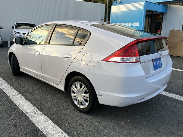 �C�ɂȂ���ɂ́A�e�L�Y�P�ӏ��ɂ��R�O�O�O�O�~���Y��ɔ��h�������Ă���̂��n�����\�ł��B���[�t�E�T�C�h�X�e�b�v�͂P�ӏ��T�O�O�O�O�~�ɂȂ�܂�