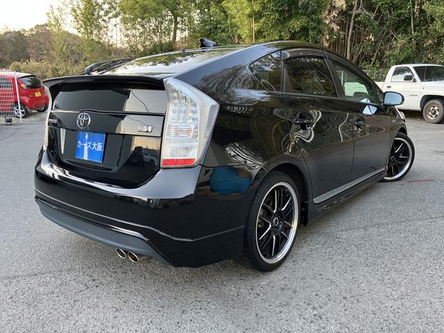 プリウス Ｓツーリングセレクション　１６１１（4枚目）