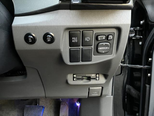 プリウス Ｓツーリングセレクション　１６１１（40枚目）