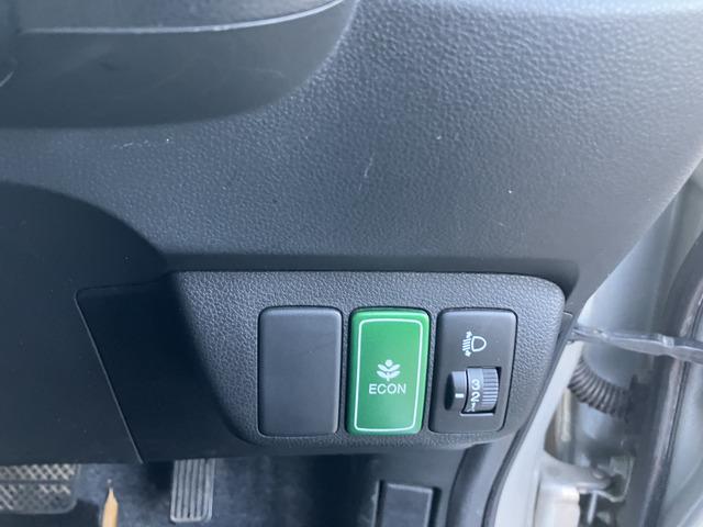 フィットハイブリッド 　０９６８（40枚目）