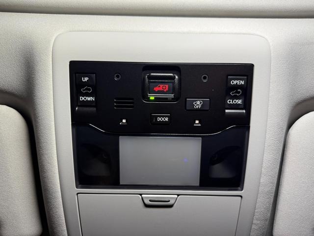 ＬＸ ＬＸ５７０　４ＷＤ　フルオプション使用（21枚目）