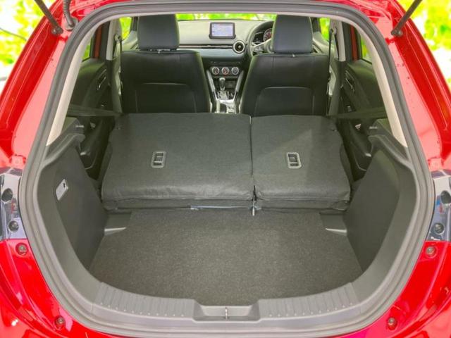 ＭＡＺＤＡ２ １５Ｓ　Ｌパッケージ　保証書／純正　ＳＤナビ／アイアクティブセンス（マツダ）／シートヒーター　前席／３６０°ビューモニター／車線逸脱防止支援システム／シート　ハーフレザー／パーキングアシスト　バックガイド　バックカメラ（19枚目）