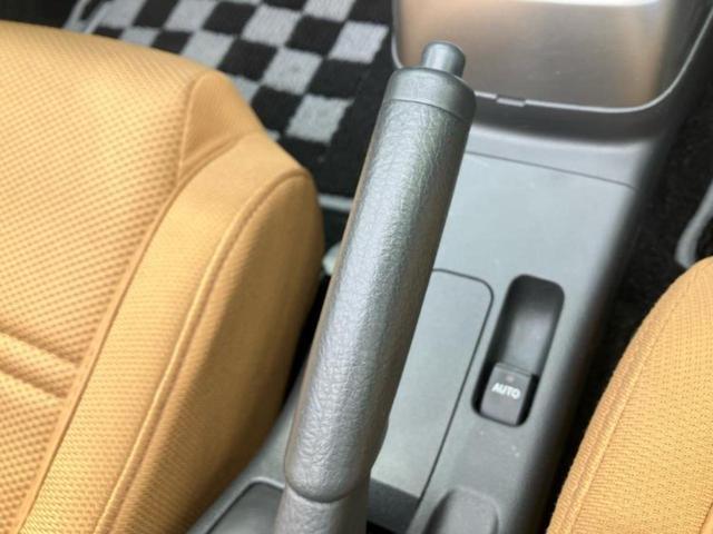 コペン ローブ　新品タイヤ／保証書／純正　ＳＤナビ／シートヒーター　前席／ヘッドランプ　ＬＥＤ／Ｂｌｕｅｔｏｏｔｈ接続／ＥＴＣ／ＥＢＤ付ＡＢＳ／横滑り防止装置／アイドリングストップ／バックモニター／フルセグＴＶ（33枚目）