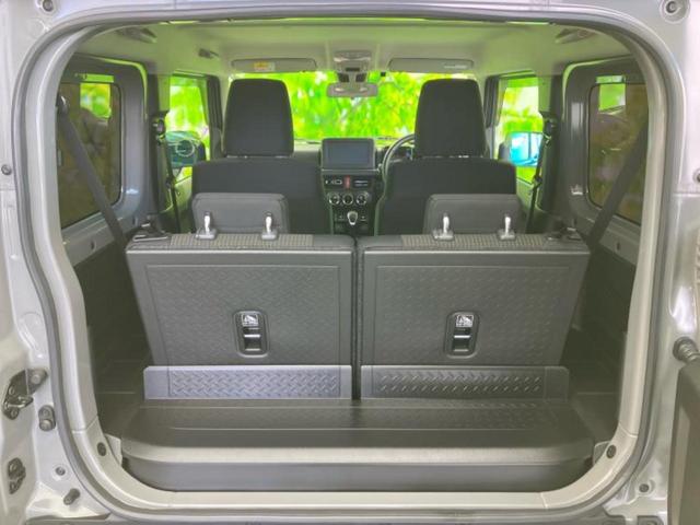 ジムニーシエラ ４ＷＤ　ＪＣ　新品タイヤ／保証書／セーフティサポート（スズキ）／シートヒーター　前席／車線逸脱防止支援システム／ヘッドランプ　ＬＥＤ／ＵＳＢジャック／ＥＴＣ／ＥＢＤ付ＡＢＳ／横滑り防止装置／クルーズコントロール（8枚目）