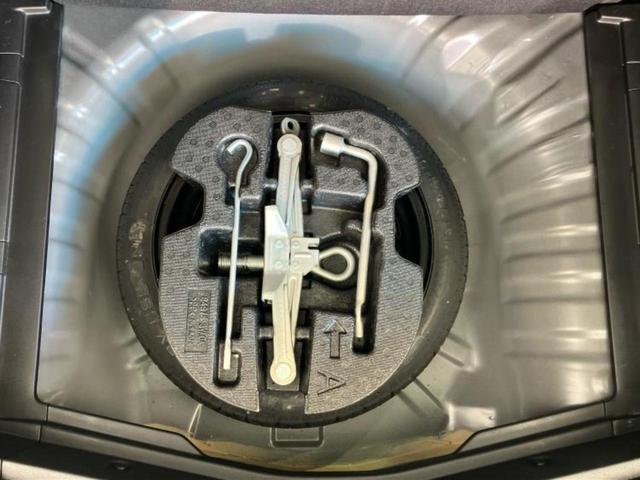 ノート Xエマブレパッケージ 新品タイヤ/純正 SDナビ/エマージェンシーブレーキ/車線逸脱防止支援システム/パーキングアシスト バックガイド/ドライブレコーダー 純正/ヘッドランプ LED/ETC/EBD付ABS バックカメラ(24枚目)