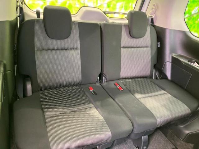 セレナ ｅパワーハイウェイスターＶ　新品タイヤ／保証書／純正　１０インチ　ＳＤナビ／フリップダウンモニター　純正　１１インチ／インテリジェントルームミラー／エマージェンシーブレーキ／両側電動スライドドア／アラウンドビューモニター　ＥＴＣ（6枚目）