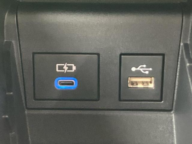 ヴォクシー Ｓ－Ｚ　純正　１０．５インチ　メモリーナビ／フリップダウンモニター　純正　１４インチ／トヨタセーフティセンス／両側電動スライドドア／シートヒーター　前席／パノラミックビューモニター　衝突被害軽減システム（40枚目）