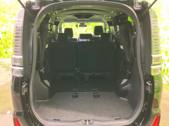 ヴォクシー ZSキラメキ2 新品タイヤ/保証書/社外 11インチ SDナビ/フリップダウンモニター 社外 10.1インチ/トヨタセーフティセンス/両側電動スライドドア/車線逸脱防止支援システム 衝突被害軽減システム バックカメラ(19枚目)