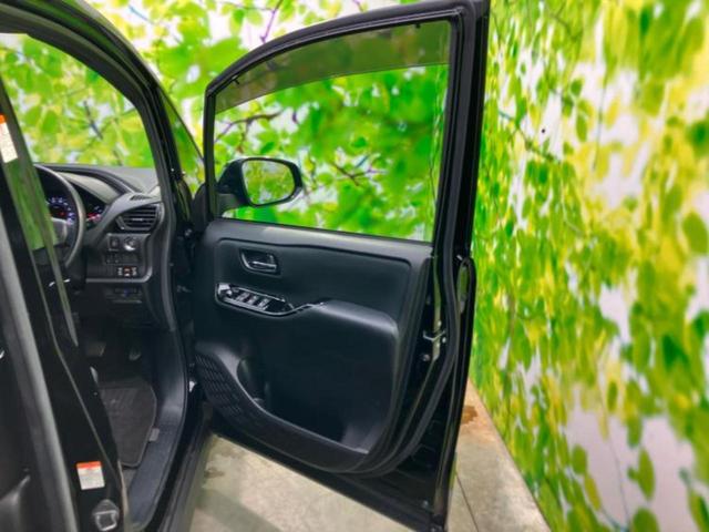 ヴォクシー ZSキラメキ2 新品タイヤ/保証書/社外 11インチ SDナビ/フリップダウンモニター 社外 10.1インチ/トヨタセーフティセンス/両側電動スライドドア/車線逸脱防止支援システム 衝突被害軽減システム バックカメラ(20枚目)