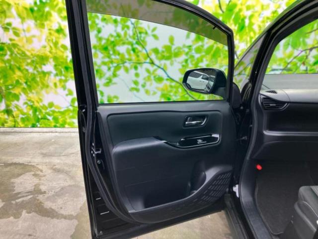 ヴォクシー ZSキラメキ2 新品タイヤ/保証書/社外 11インチ SDナビ/フリップダウンモニター 社外 10.1インチ/トヨタセーフティセンス/両側電動スライドドア/車線逸脱防止支援システム 衝突被害軽減システム バックカメラ(22枚目)