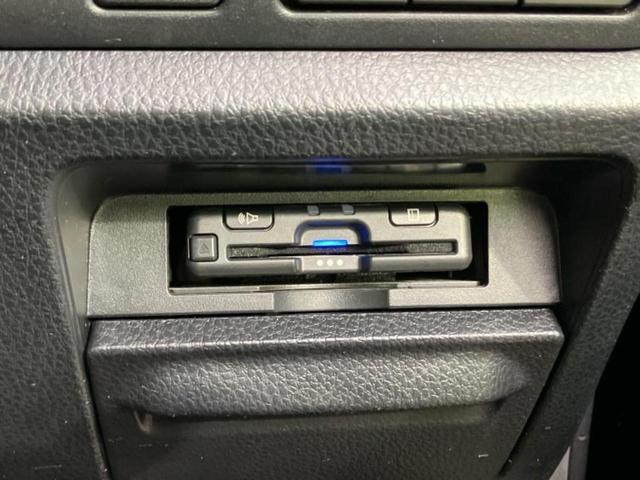 ヴォクシー ZSキラメキ2 新品タイヤ/保証書/社外 11インチ SDナビ/フリップダウンモニター 社外 10.1インチ/トヨタセーフティセンス/両側電動スライドドア/車線逸脱防止支援システム 衝突被害軽減システム バックカメラ(26枚目)