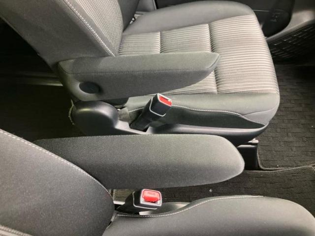 ヴォクシー ZSキラメキ2 新品タイヤ/保証書/社外 11インチ SDナビ/フリップダウンモニター 社外 10.1インチ/トヨタセーフティセンス/両側電動スライドドア/車線逸脱防止支援システム 衝突被害軽減システム バックカメラ(33枚目)